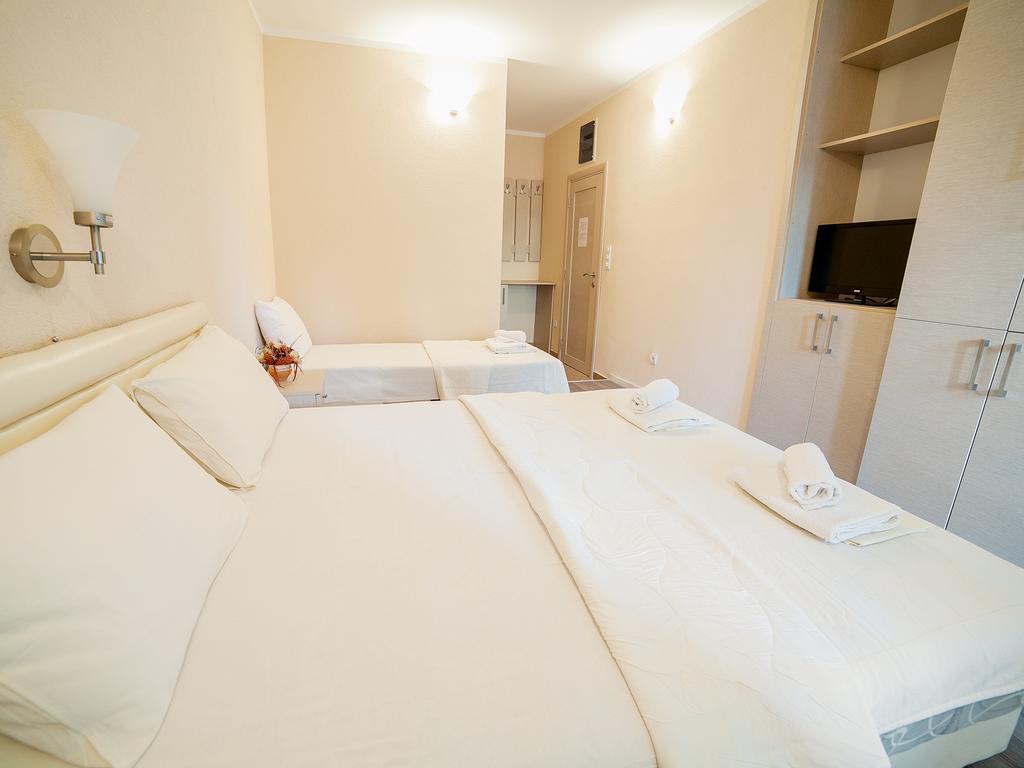 Pansion Nobel Petrovac Quarto foto