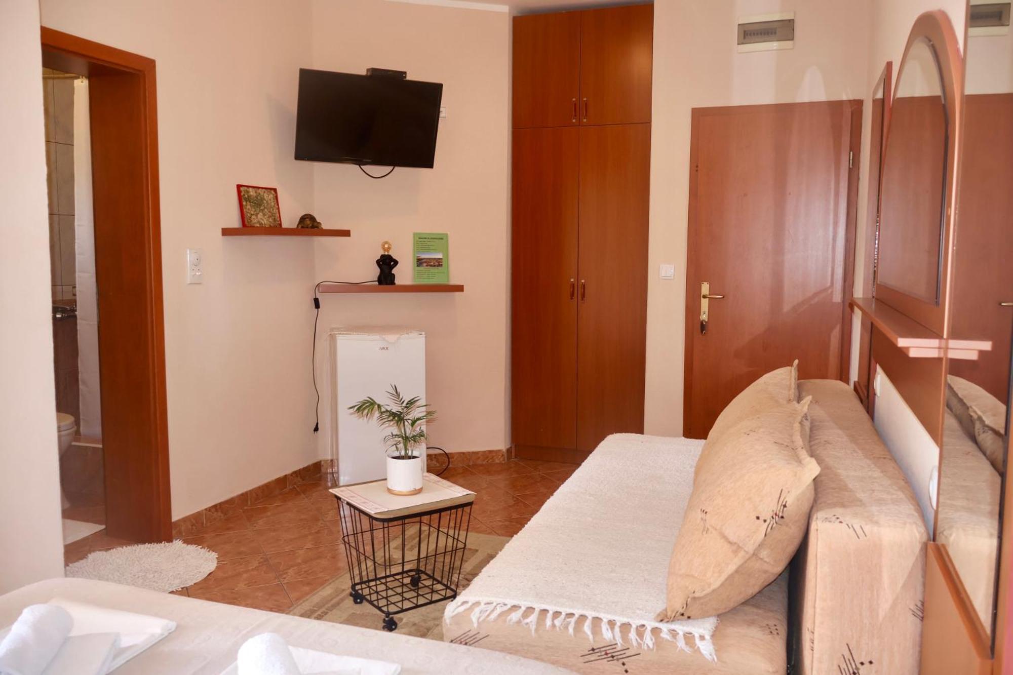 Pansion Nobel Petrovac Quarto foto